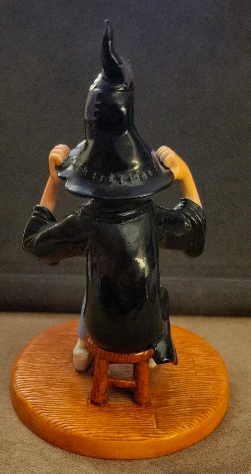Royal Doulton Harry Potter Figure – Ron Follows the Weasley Family Tradition