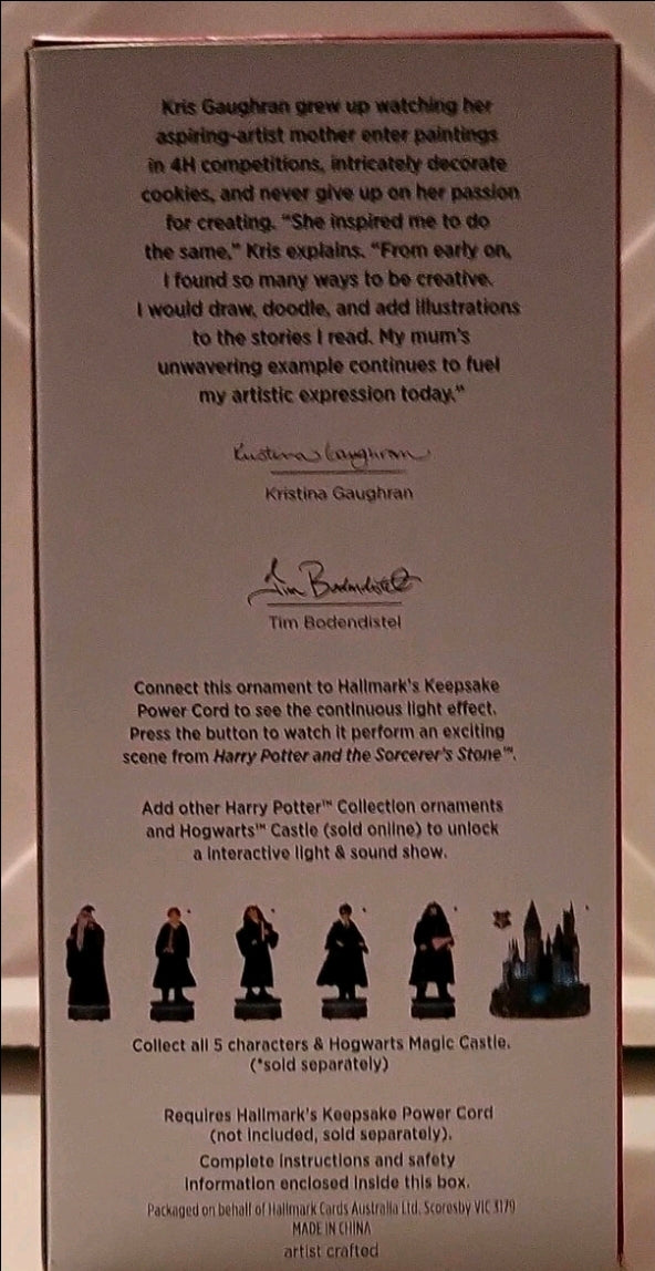 Hallmark Keepsake Harry Potter Albus Dumbledore Collection – Sound &amp; Light Feature