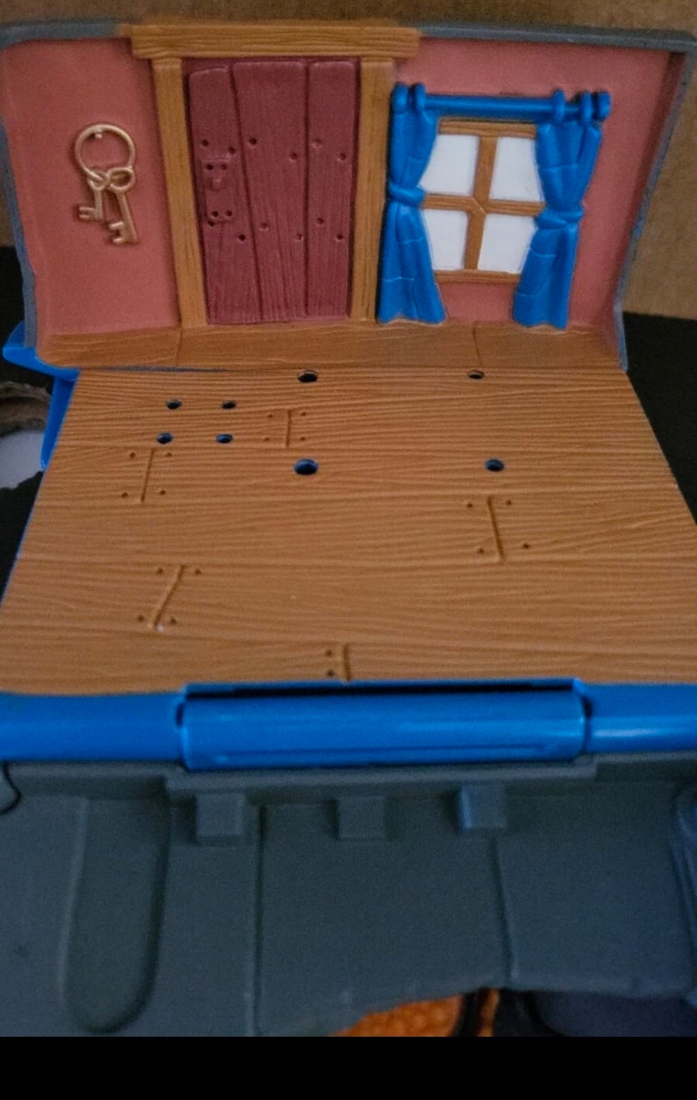 Harry Potter Polly Pocket Hagrid’s Hut Playset – 2001 Vintage (Hasbro)
