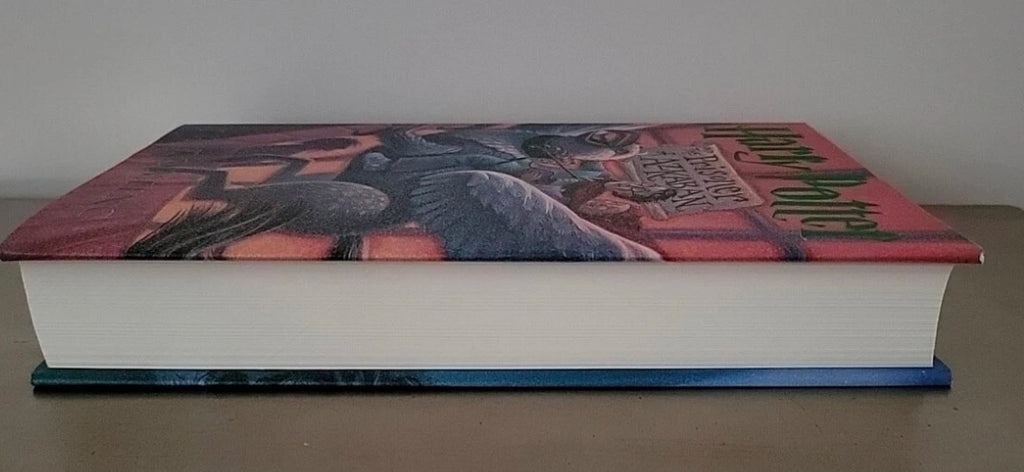 Harry Potter and the Prisoner of Azkaban – Hardcover Edition (Illustrated by Mary GrandPré)
