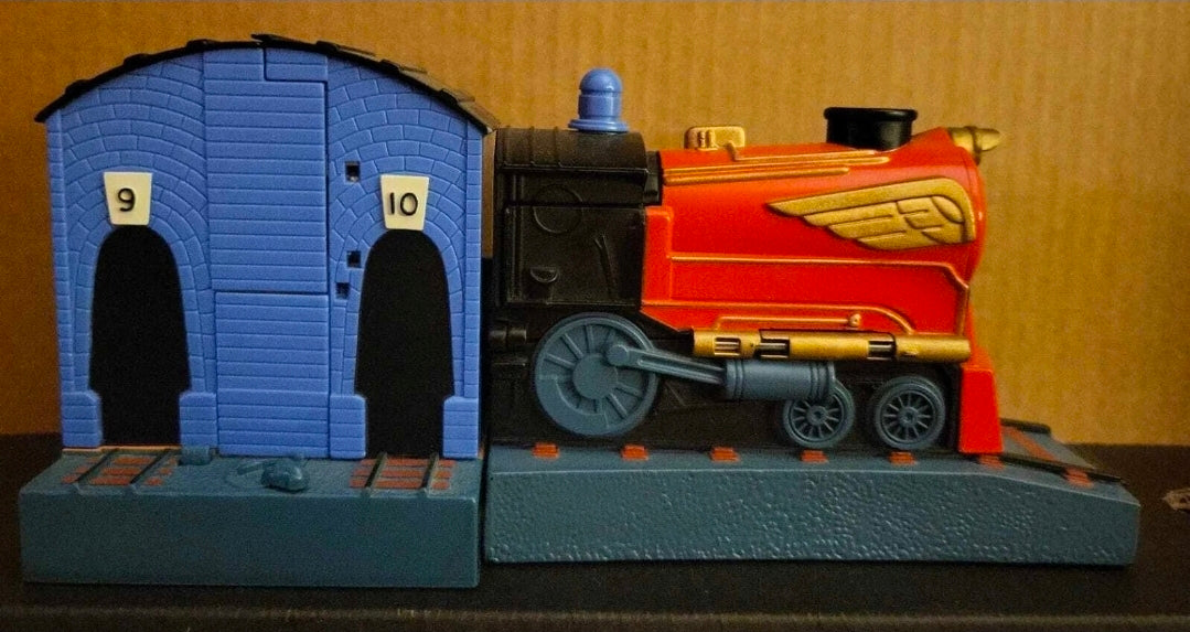 Harry Potter Polly Pocket Platform 9¾ Hogwarts Express Playset – 2001 Vintage (Hasbro)