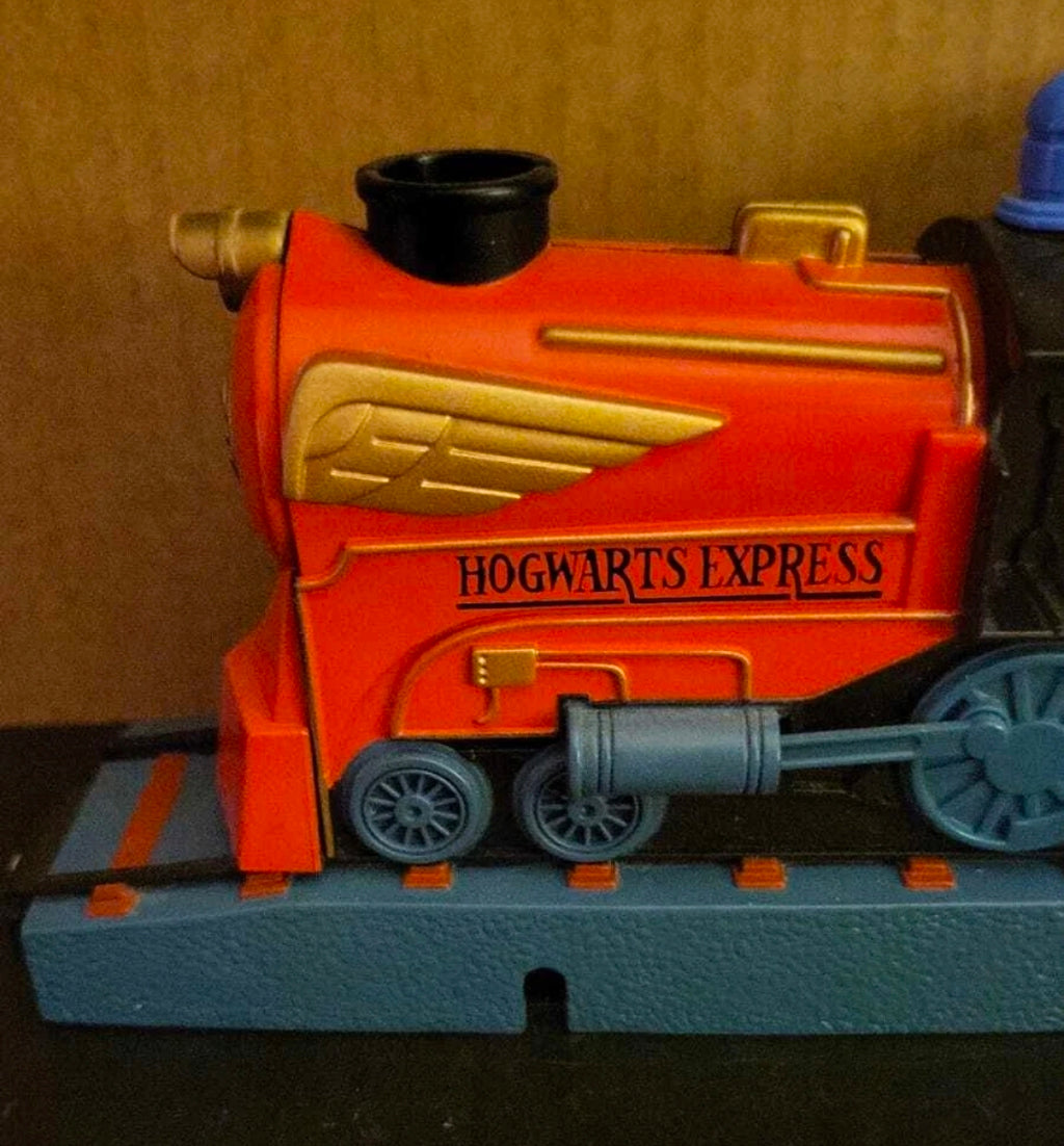 Harry Potter Polly Pocket Platform 9¾ Hogwarts Express Playset – 2001 Vintage (Hasbro)