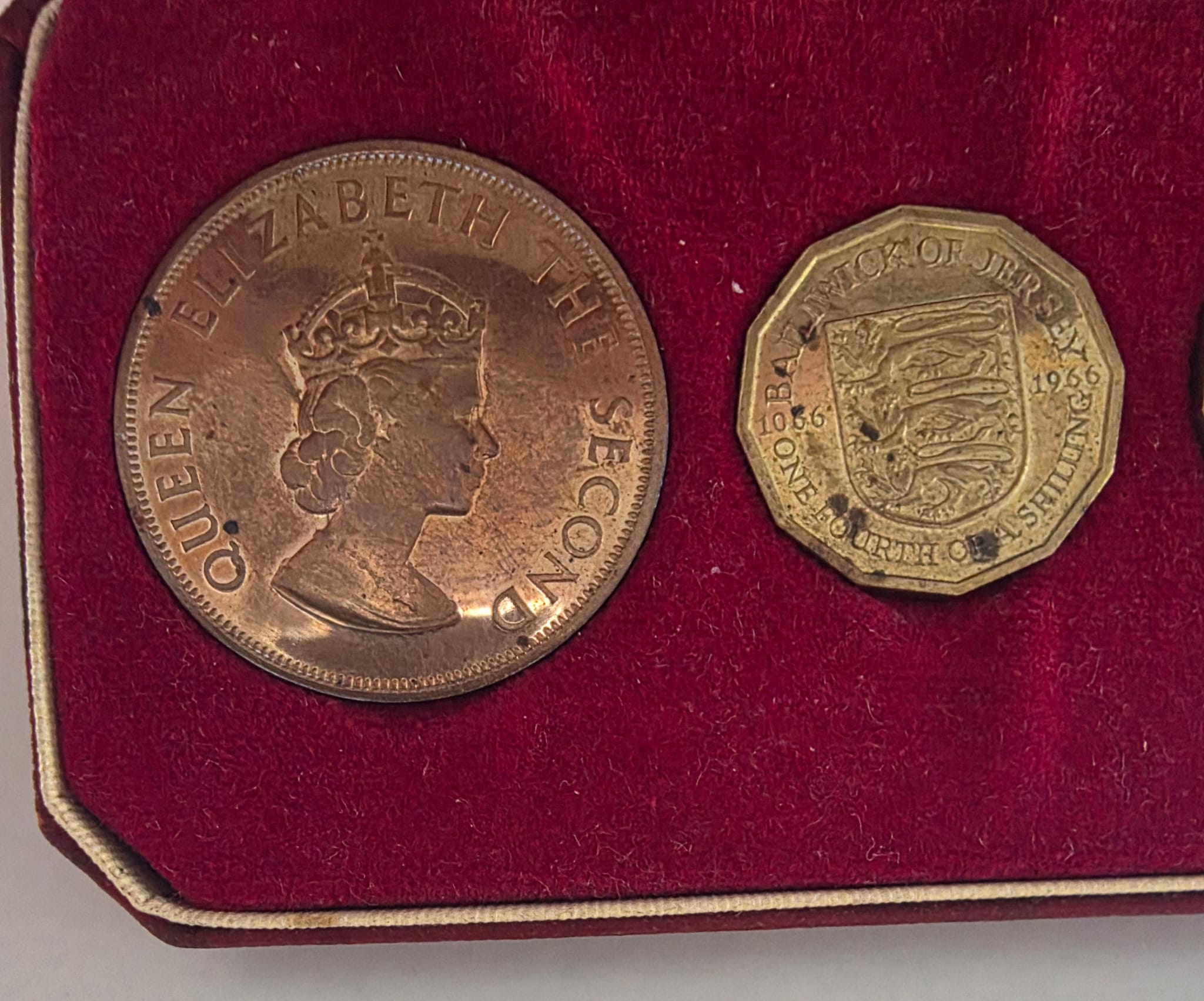 1966 Jersey 4-Coin Set – 2 x 1/4 Shilling & 2 x 1/12 Shilling – In Original Box